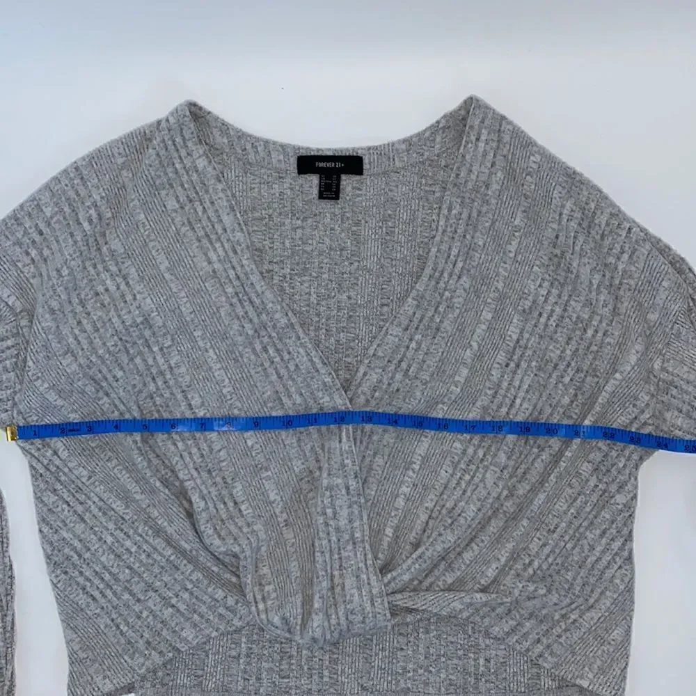 Forever 21 Grey Sweater Women’s Size 3X